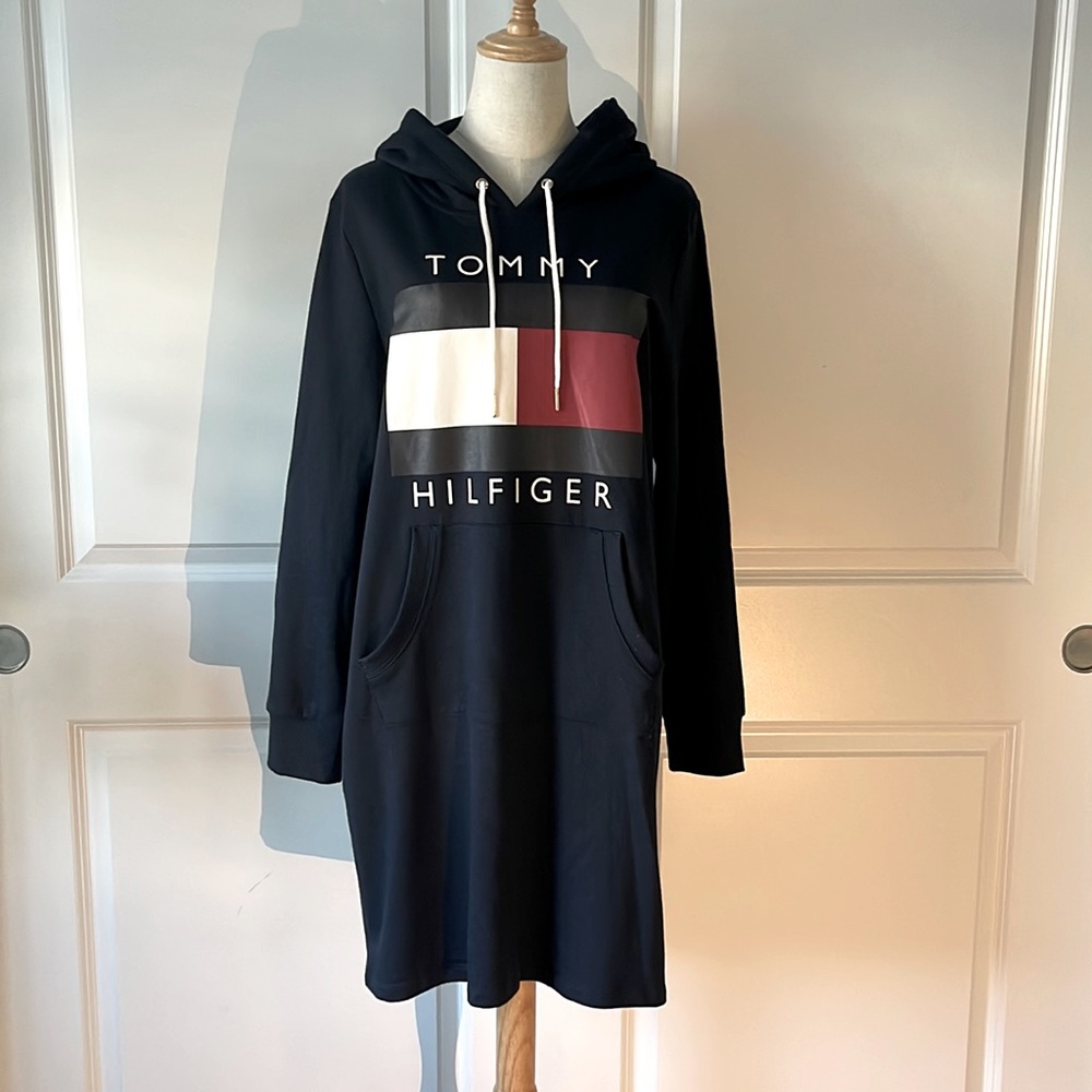 NWT Tommy Hilfiger Sweater Dress (L)
